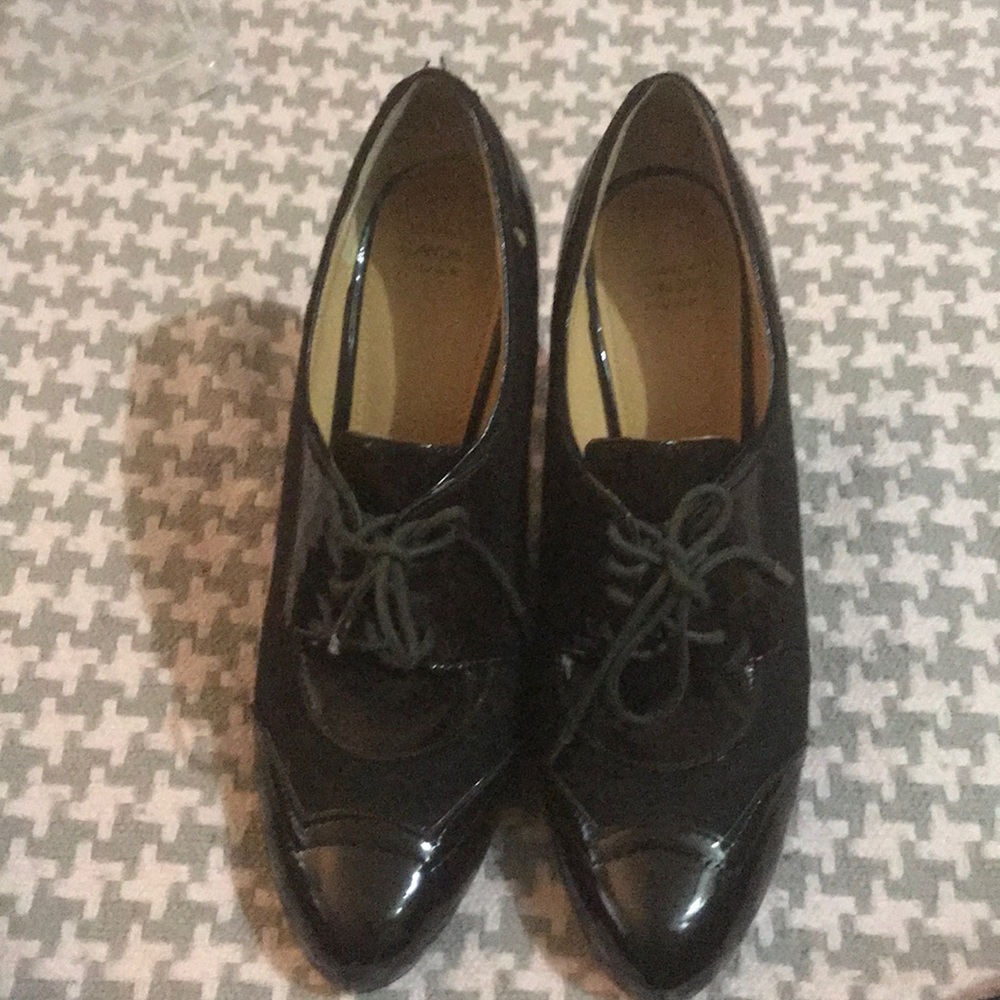 Joan and David high heel lace up Oxfords